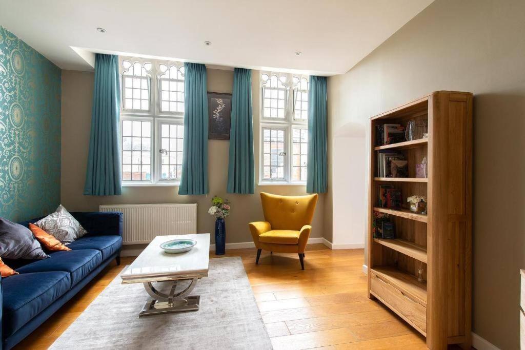 The Most Central Apartment In Canterbury Stunning Interiors, Fully Equipped, City Views And Free Wifi! Екстер'єр фото