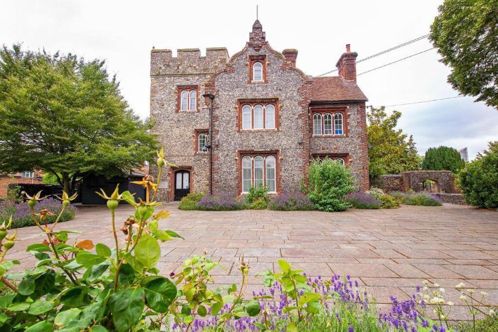The Most Central Apartment In Canterbury Stunning Interiors, Fully Equipped, City Views And Free Wifi! Екстер'єр фото