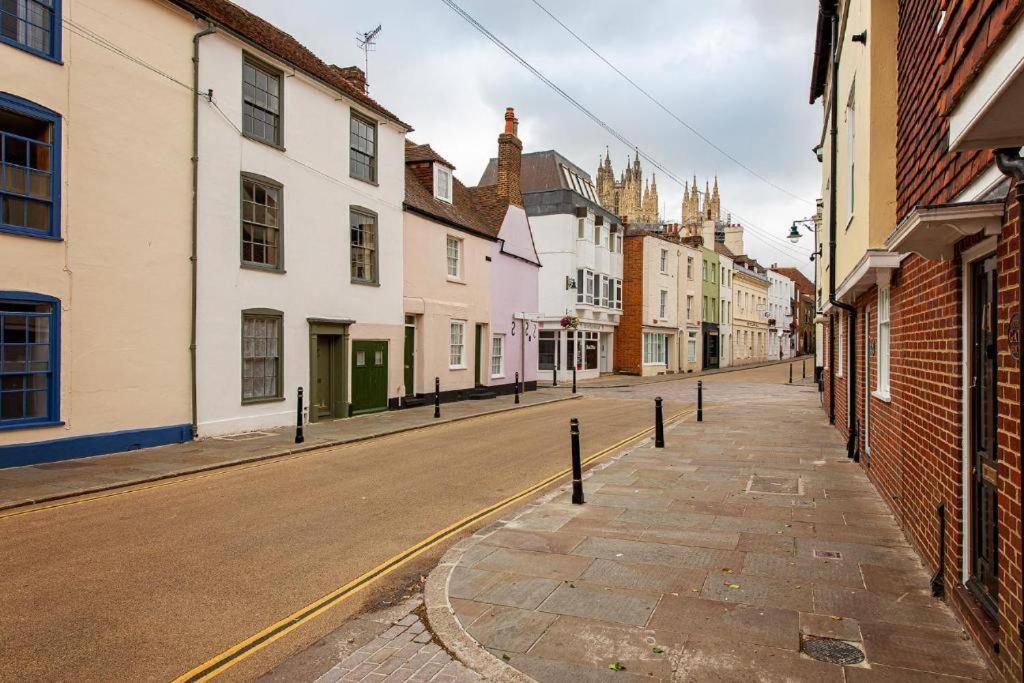 The Most Central Apartment In Canterbury Stunning Interiors, Fully Equipped, City Views And Free Wifi! Екстер'єр фото