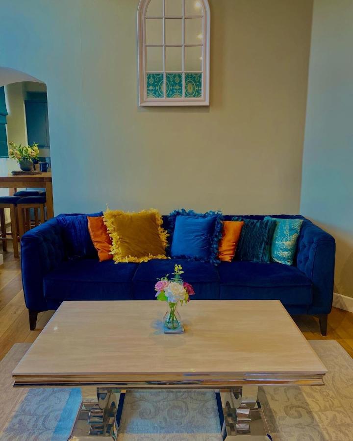 The Most Central Apartment In Canterbury Stunning Interiors, Fully Equipped, City Views And Free Wifi! Екстер'єр фото