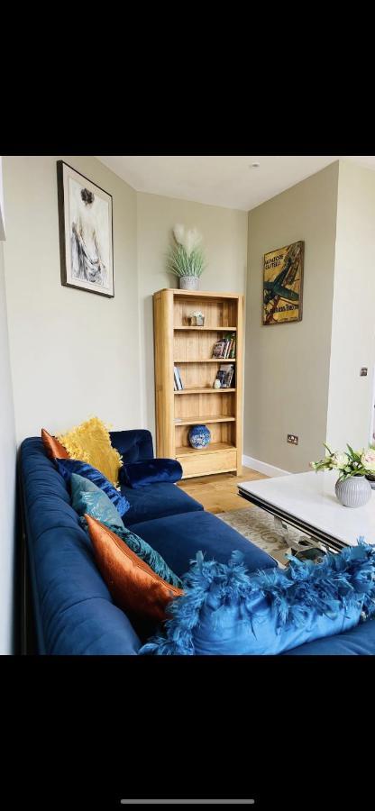 The Most Central Apartment In Canterbury Stunning Interiors, Fully Equipped, City Views And Free Wifi! Екстер'єр фото